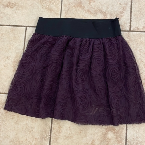Textured rose purple skirt - Picture 3 of 5